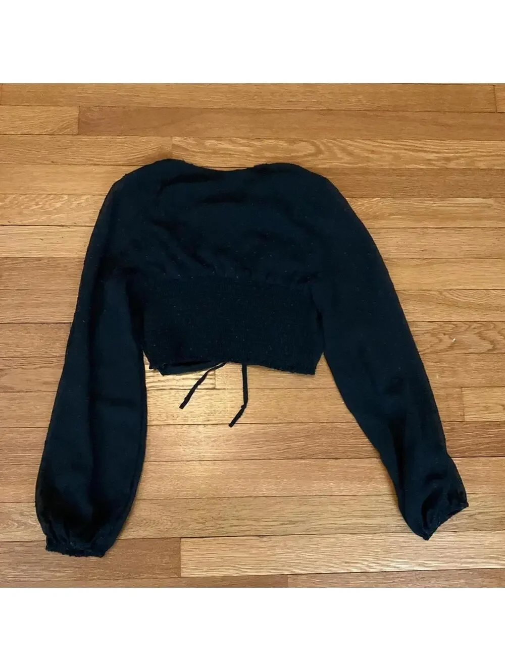 Whiteroom + Cactus black boho cropped shirt w sheer long sleeves NWOT S